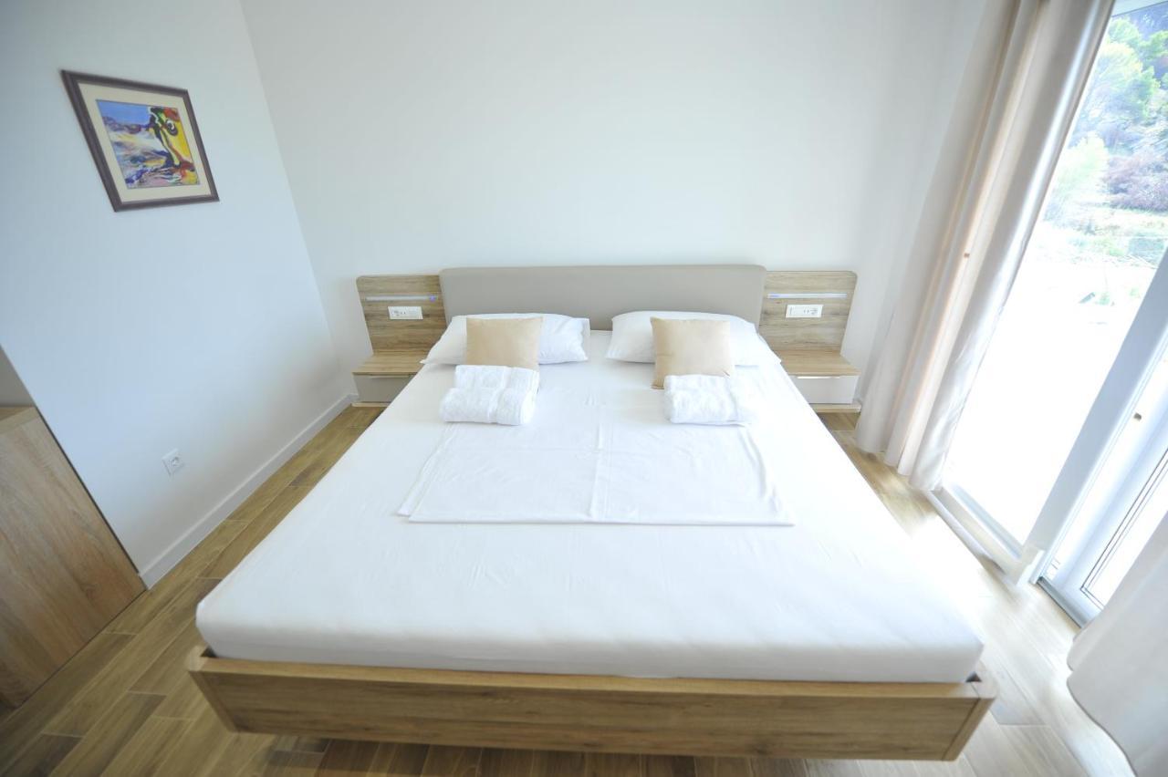 Guesthouse Lion สปลิท ภายนอก รูปภาพ