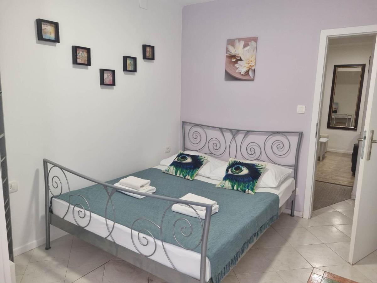 Guesthouse Lion สปลิท ภายนอก รูปภาพ